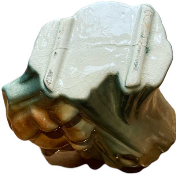 Royal Copley Vintage Bear Planter, Ceramic Tree Stump and Bear Vase, Brown - Picture 6 of 7